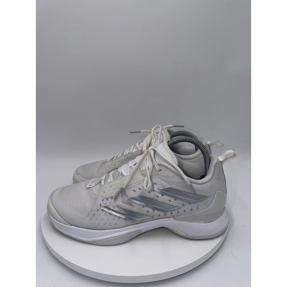 Adidas Avacourt 2 Womens Size 8.5 Off White Gold Running Tennis Shoes Sneakers
